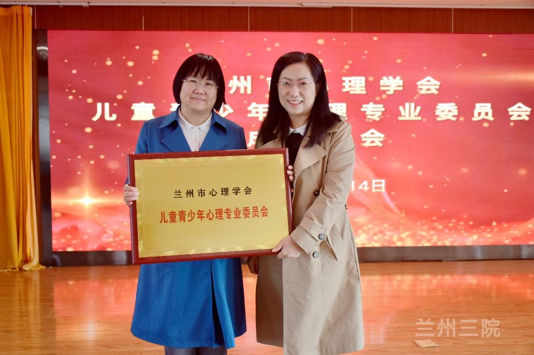 1697420292374086140.jpg 1697420292374086140.jpg